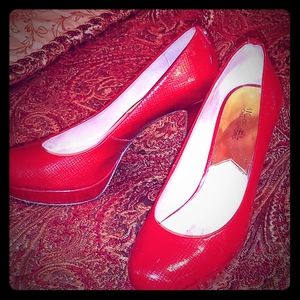 Michael Kors heels size 8